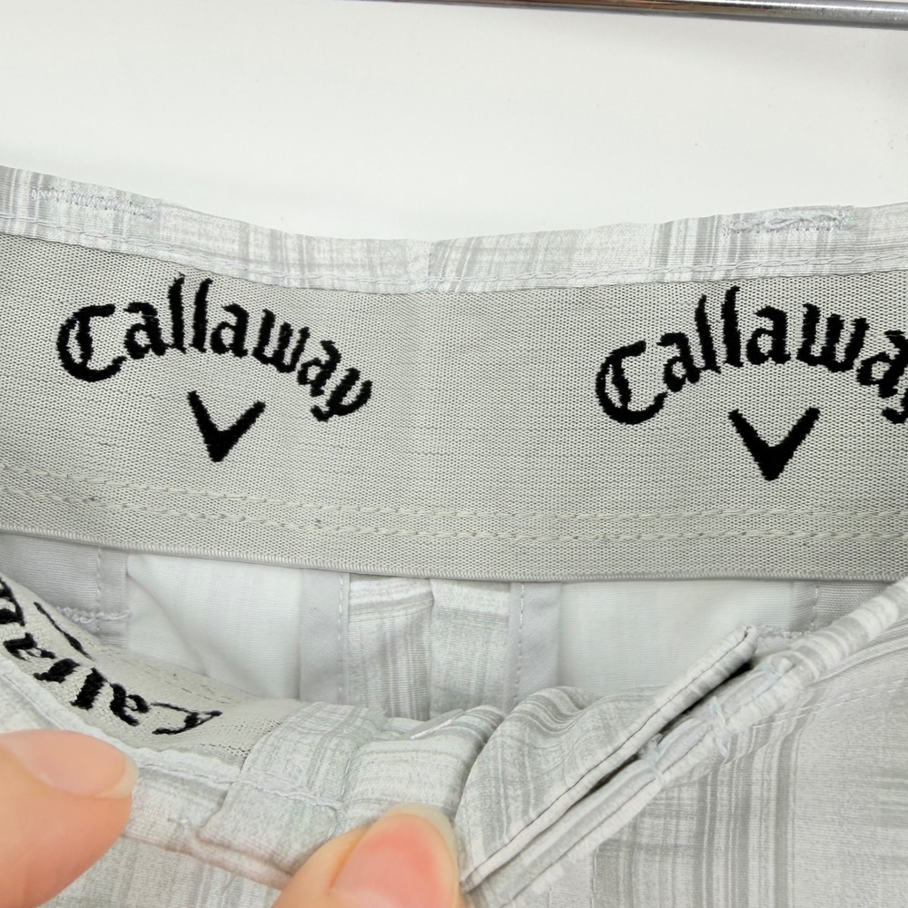 Callaway Mens Grey White Crosshatch Golf Shorts Size 36 Stretch Performance - Picture 3 of 4